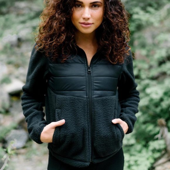 ZYIA Jackets & Blazers - Zyia Active Black Fleece Targhee Jacket Size Large